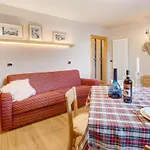 Chalet Meridiana 1 Готель